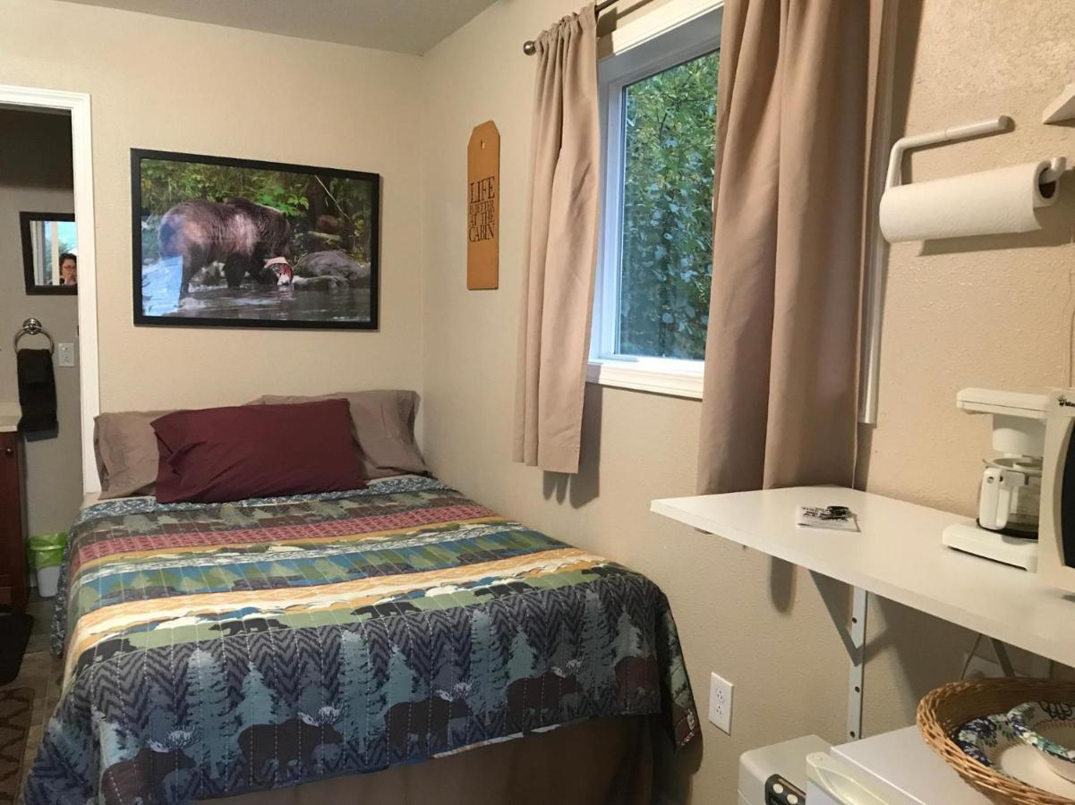 Cabin 1 Lynn View Lodge 헤인즈 외부 사진